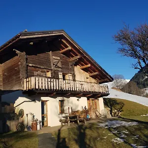 Aux Fermes De La Croix, Maison D'hotes, Gasthof